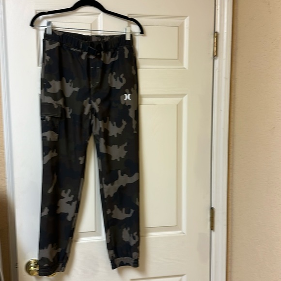 Boys size L Hurley pants, camo, elastic at ankles. Never worn. - Picture 1 of 7